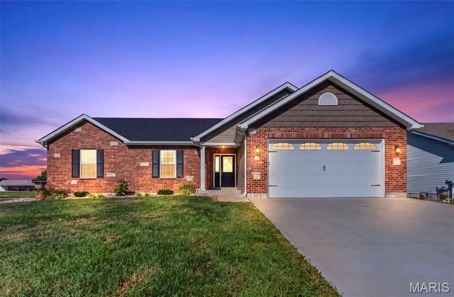 13 Berkshire Court, Troy, MO 63379