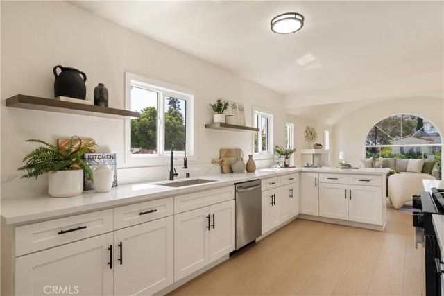 3501 W 59th, Los Angeles, CA 90043