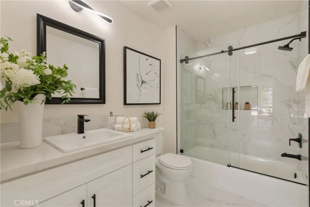 3501 W 59th, Los Angeles, CA 90043