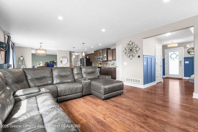 7590 Yarberry Court, Grand Ledge, MI 48837