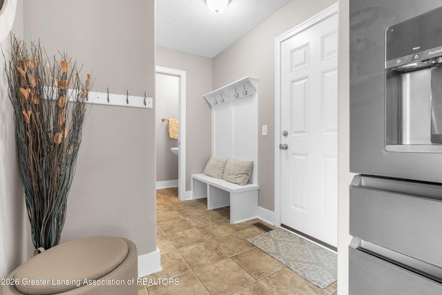 7590 Yarberry Court, Grand Ledge, MI 48837