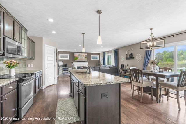 7590 Yarberry Court, Grand Ledge, MI 48837