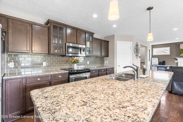 7590 Yarberry Court, Grand Ledge, MI 48837