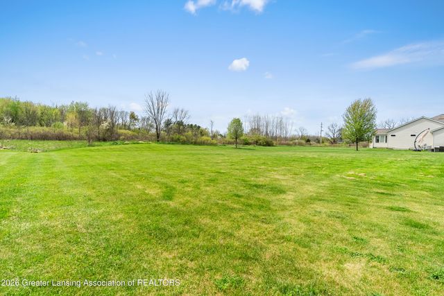 7590 Yarberry Court, Grand Ledge, MI 48837