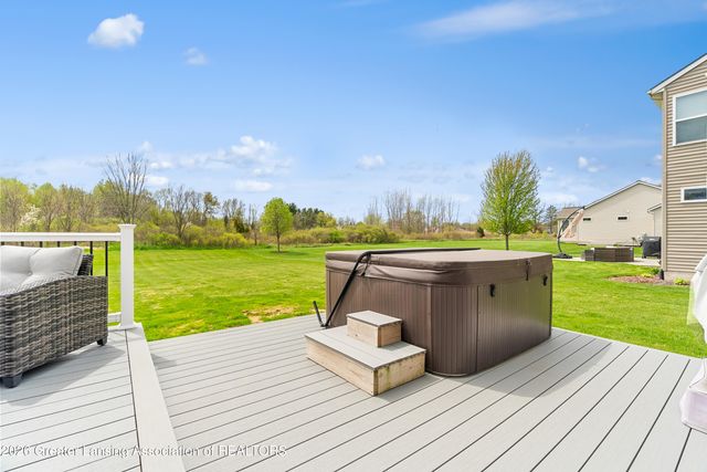 7590 Yarberry Court, Grand Ledge, MI 48837