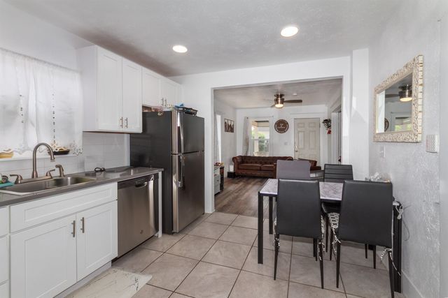 110 HUTCHINSON Rd, Spokane, WA 99212
