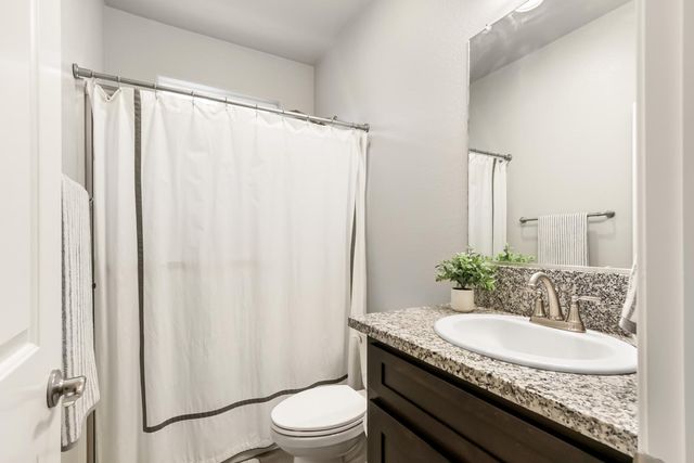 3817 Anders Way, Rocklin, CA 95677