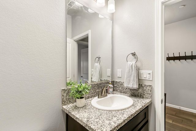 3817 Anders Way, Rocklin, CA 95677