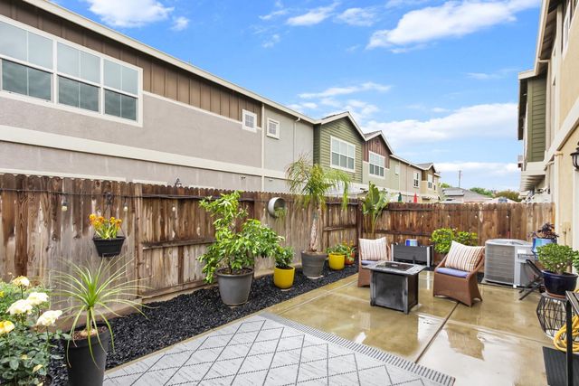 3817 Anders Way, Rocklin, CA 95677