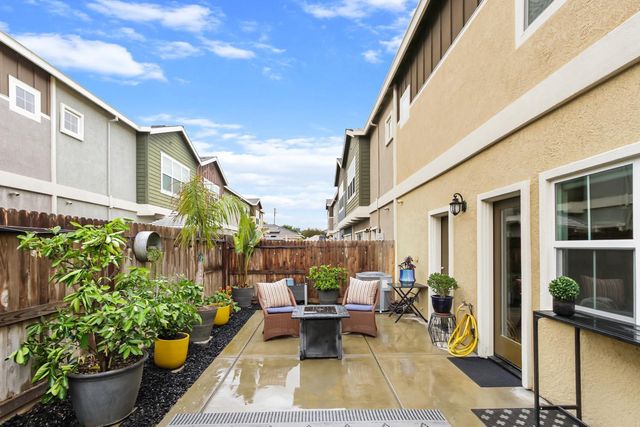 3817 Anders Way, Rocklin, CA 95677