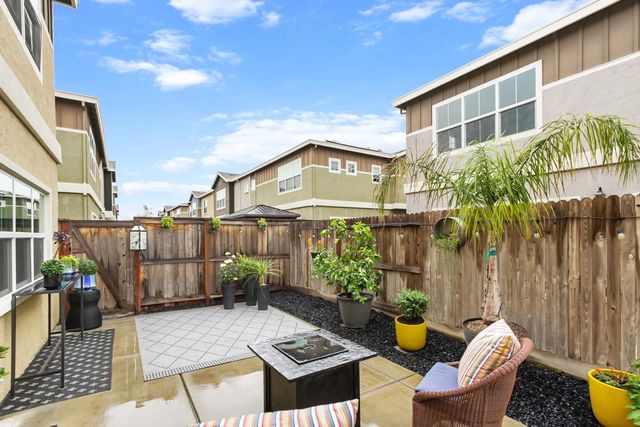 3817 Anders Way, Rocklin, CA 95677