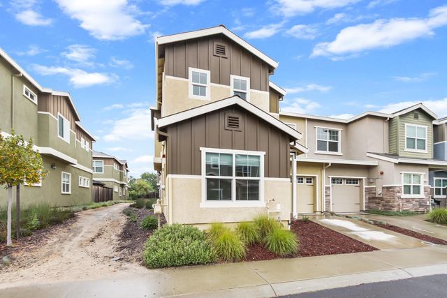 3817 Anders Way, Rocklin, CA 95677