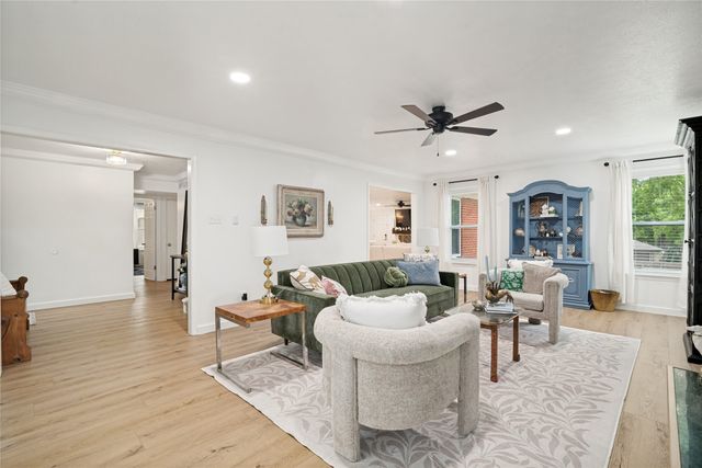 207 Rockbrook Drive, Rockwall, TX 75087