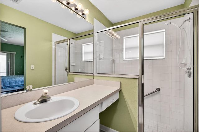 4131 CAPLAND AVENUE, Clermont, FL 34711