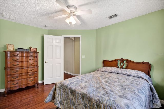 4131 CAPLAND AVENUE, Clermont, FL 34711