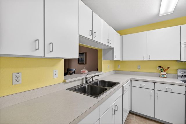 4131 CAPLAND AVENUE, Clermont, FL 34711