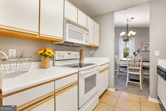 2092 S Sherwood Drive Q88, Valdosta, GA 31602