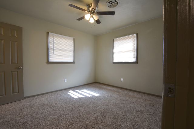 4940 7th Street, Lubbock, TX 79416