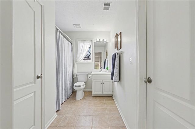 1585 Sugar Maple Lane, Liberty, MO 64068