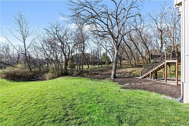 1585 Sugar Maple Lane, Liberty, MO 64068