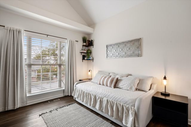 5137 Bay Overlook Dr, Hermitage, TN 37076