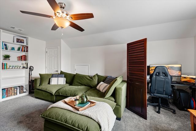 5137 Bay Overlook Dr, Hermitage, TN 37076