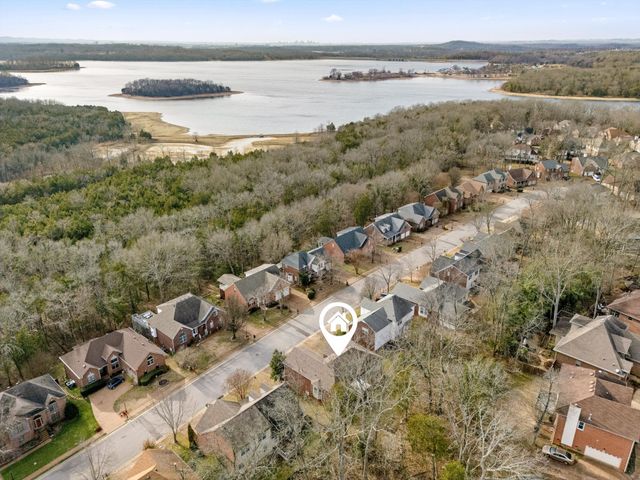5137 Bay Overlook Dr, Hermitage, TN 37076