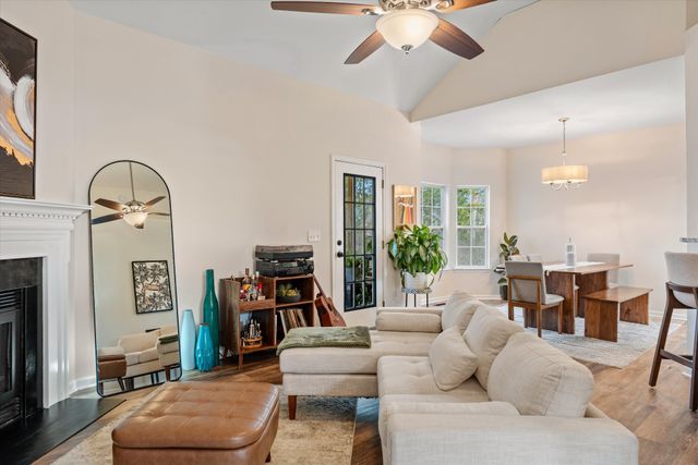 5137 Bay Overlook Dr, Hermitage, TN 37076