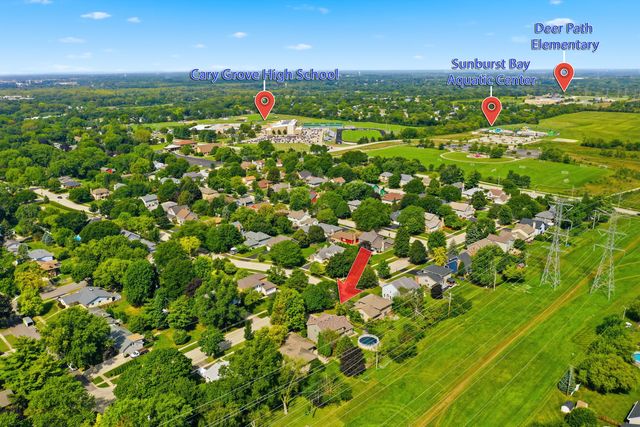 655 Crest Drive, Cary, IL 60013
