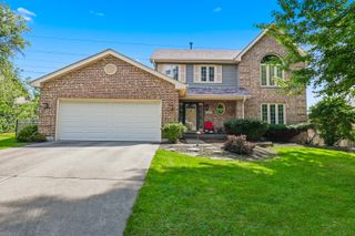 655 Crest Drive, Cary, IL 60013