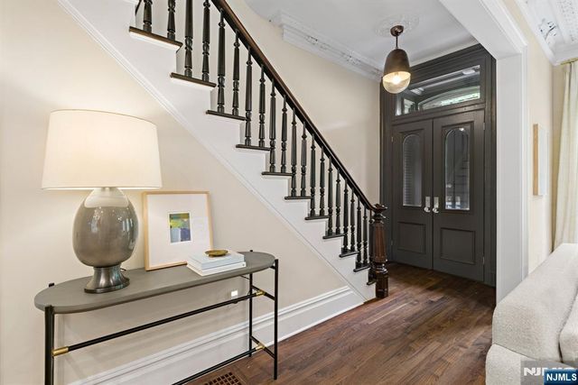 157 10th Street, Hoboken, NJ 07030