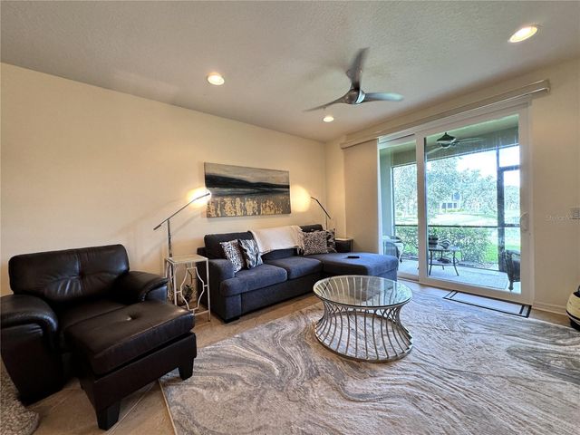 4122 OVERTURE CIRCLE 533, Bradenton, FL 34209
