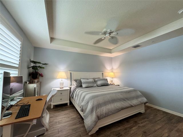4122 OVERTURE CIRCLE 533, Bradenton, FL 34209