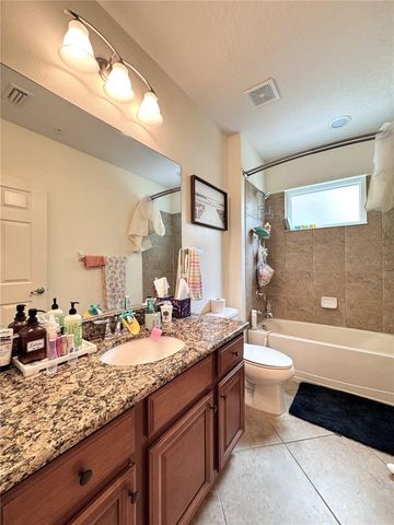 4122 OVERTURE CIRCLE 533, Bradenton, FL 34209