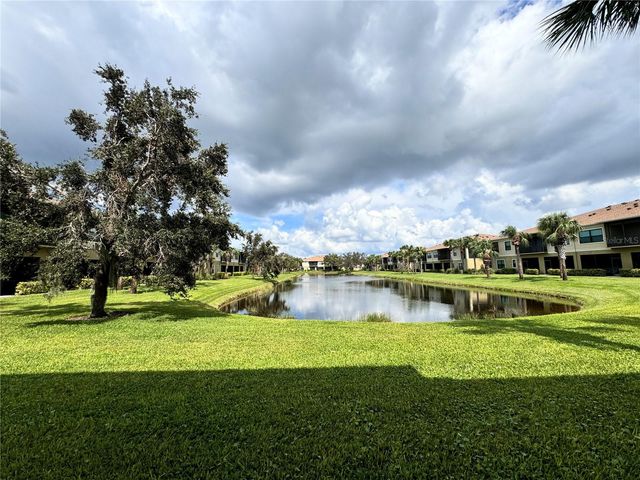 4122 OVERTURE CIRCLE 533, Bradenton, FL 34209