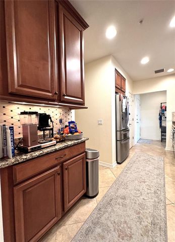 4122 OVERTURE CIRCLE 533, Bradenton, FL 34209