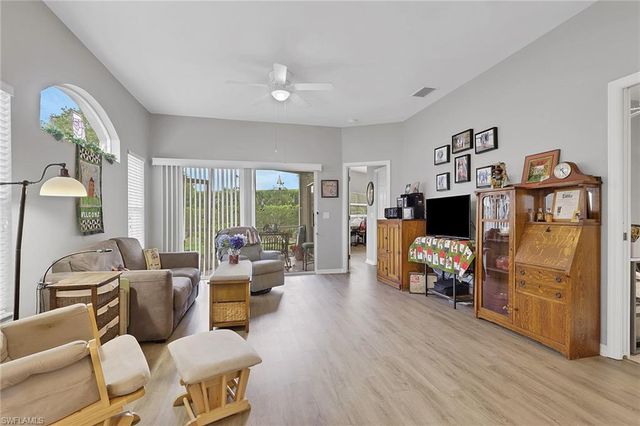 10717 Tropical Moon CT, Estero, FL 33928