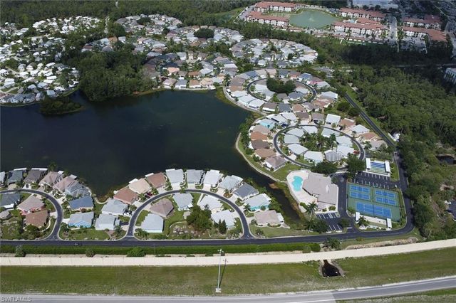 10717 Tropical Moon CT, Estero, FL 33928