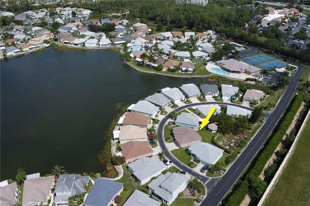 10717 Tropical Moon CT, Estero, FL 33928