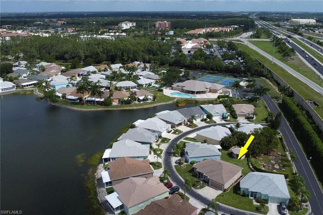 10717 Tropical Moon CT, Estero, FL 33928