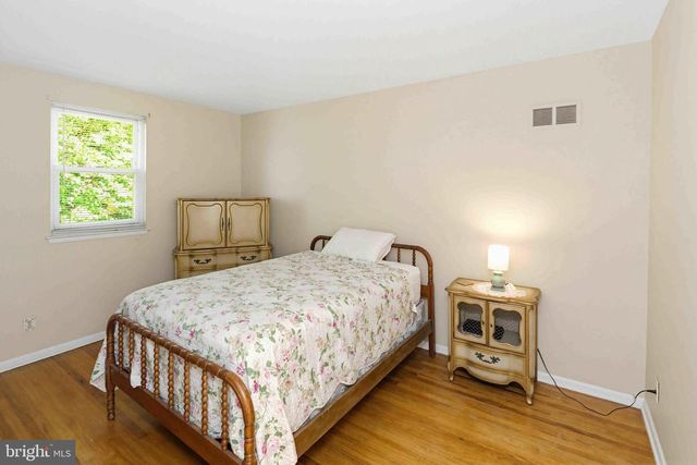 11849 SEWELL RD, Philadelphia, PA 19116