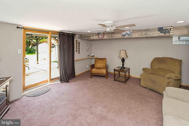 11849 SEWELL RD, Philadelphia, PA 19116