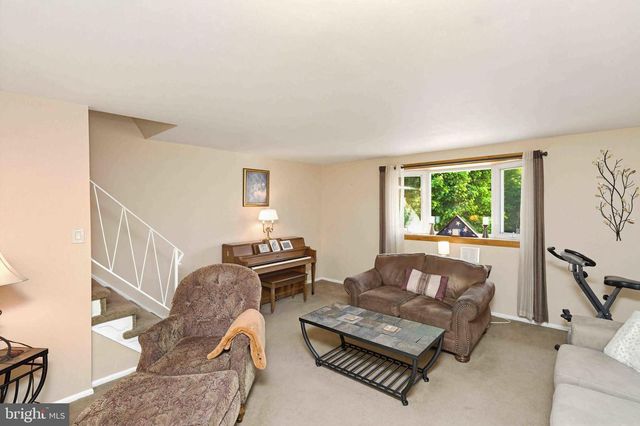 11849 SEWELL RD, Philadelphia, PA 19116