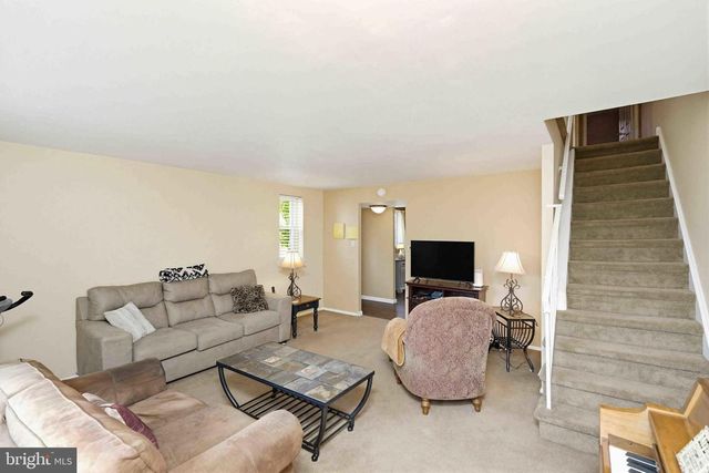 11849 SEWELL RD, Philadelphia, PA 19116