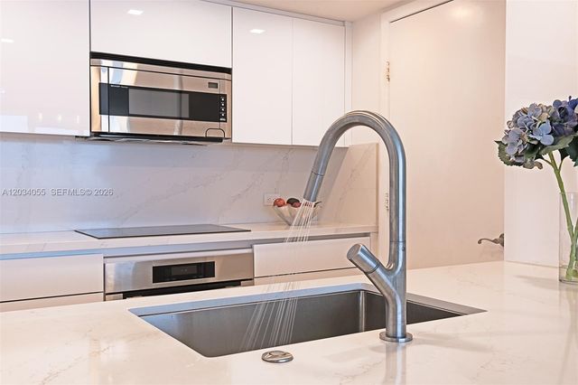 17201 Collins Ave 1508, Sunny Isles Beach, FL 33160