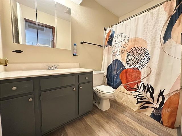 1413 W Washington Street, Winterset, IA 50273