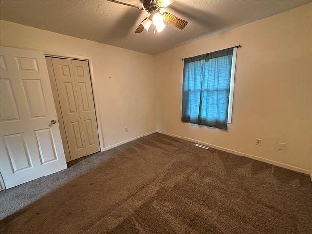 1413 W Washington Street, Winterset, IA 50273