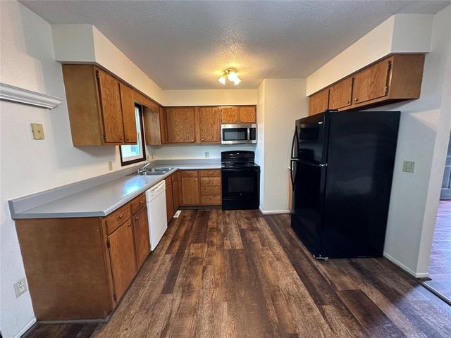 1413 W Washington Street, Winterset, IA 50273