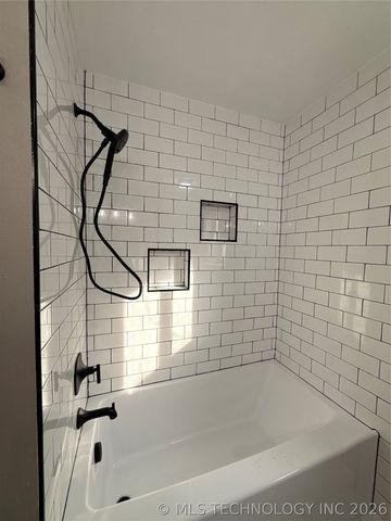 2717 S 74th East Avenue, Tulsa, OK 74129