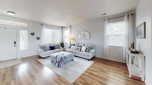 1613 Montiano Loop SE, Rio Rancho, NM 87124